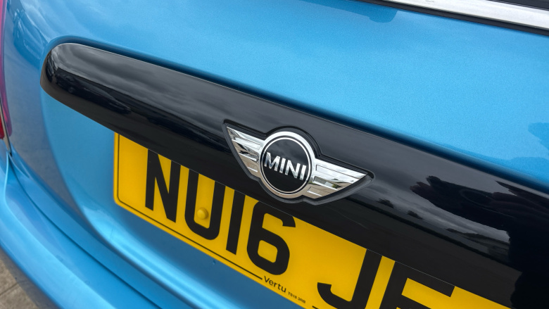 MINI Hatchback 1.5 Cooper 3dr Petrol Hatchback